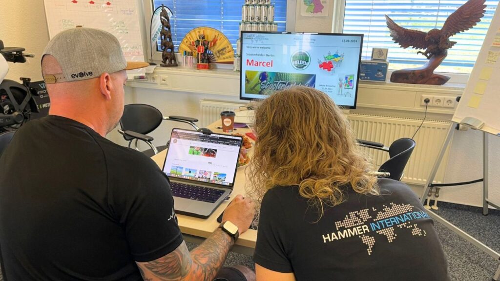 Erfolgreiche Social-Media-Strategien: Unser Besuch bei Hammer International Vmoto Super Soco