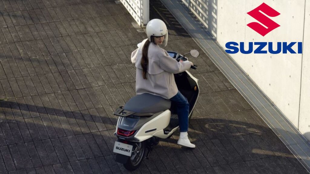 Suzuki e-Address 2026 – Reichweite, Akku, Preis & Marktstart INTERMOT 2025: Suzuki präsentiert die e-Address. Technische Daten, Komfort-Features und ehrliche Einschätzung.